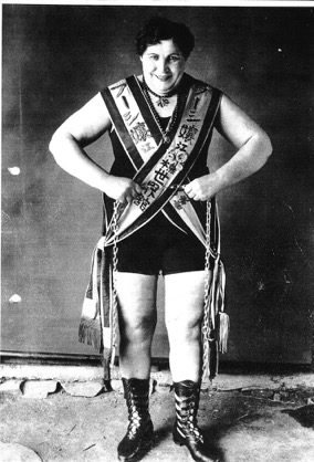 Anette Busch väike